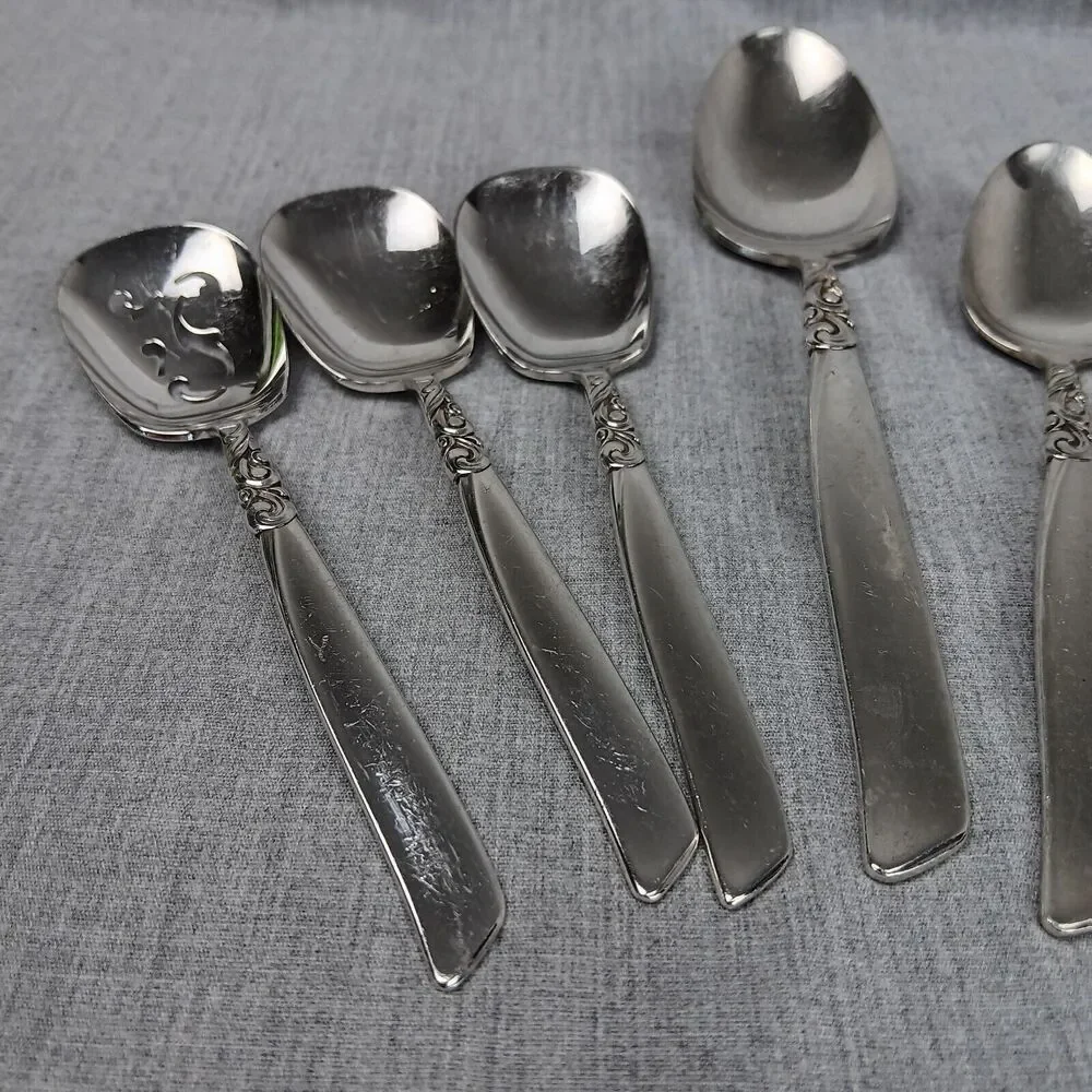 Community South Seas 8 Spoon Lot Mid Century Modern Replacements Pieces Bon Bon